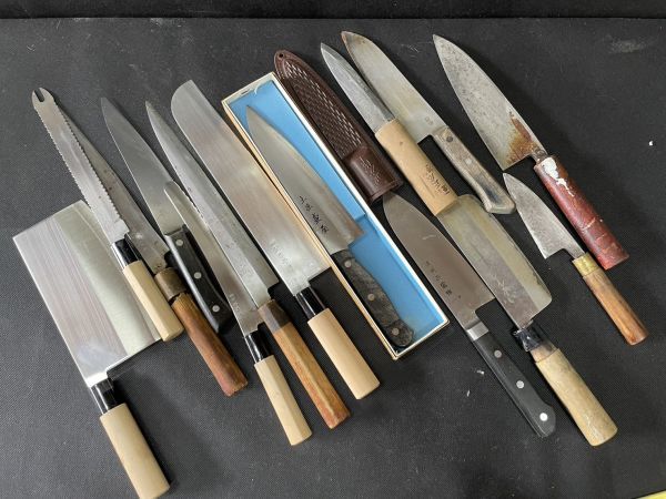 正本 杉本 有次 関宗景作 土佐 しんかい 正広 等 出刃 刺身 柳葉 万能 三徳 菜切 筋引き 等 大量 まとめて 10本以上 プロ 料理 調理/65066