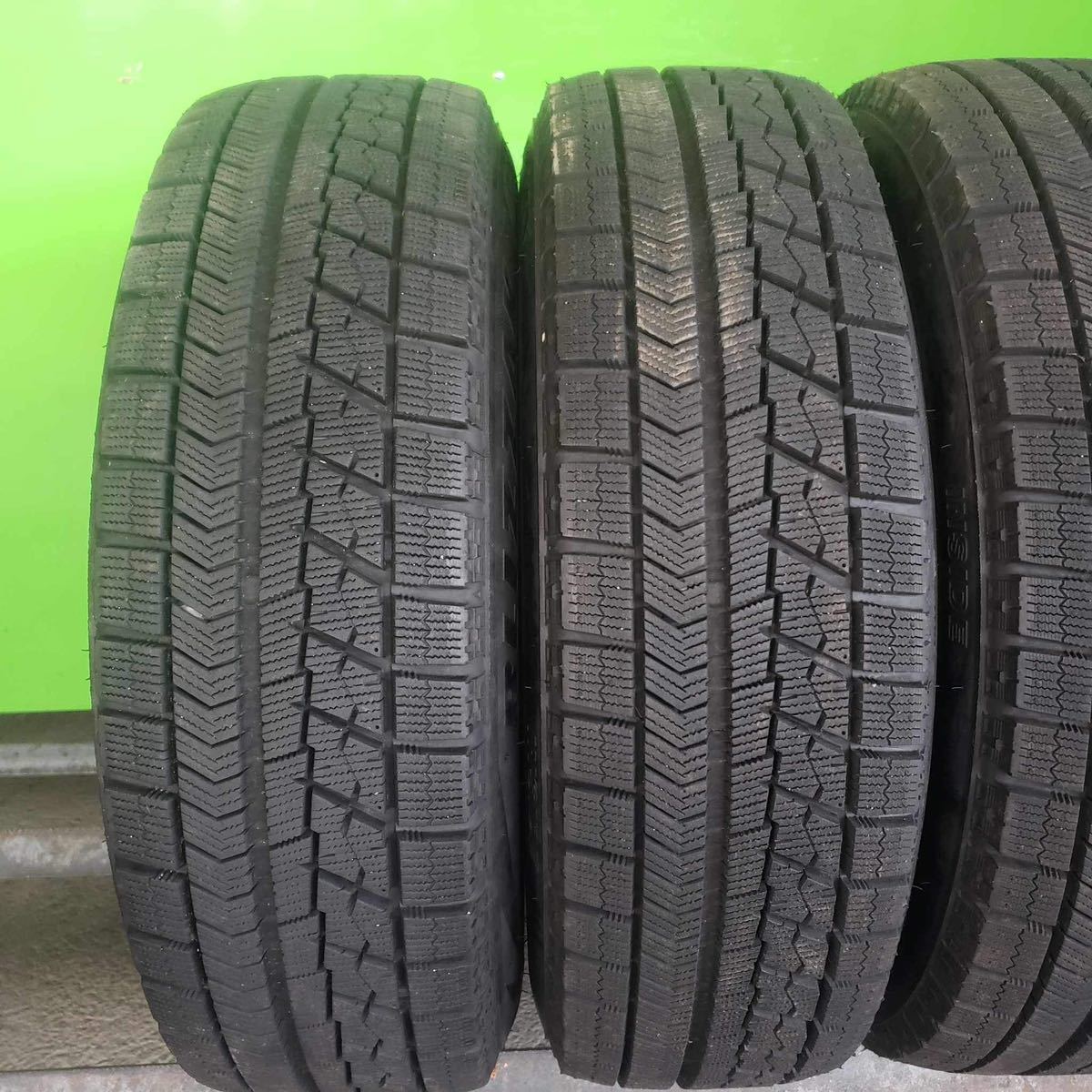 6065】☆【送料無料】☆ 175/70R14 4本セット冬タイヤBRIDGESTONE
