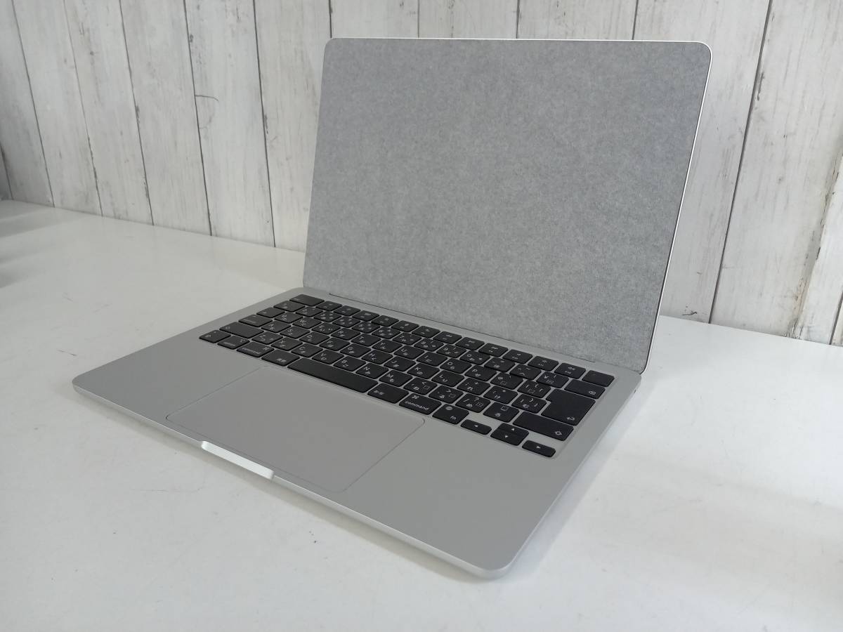 MacBook Air Apple M2 with (M2, 2022) 0 review - | Review com 