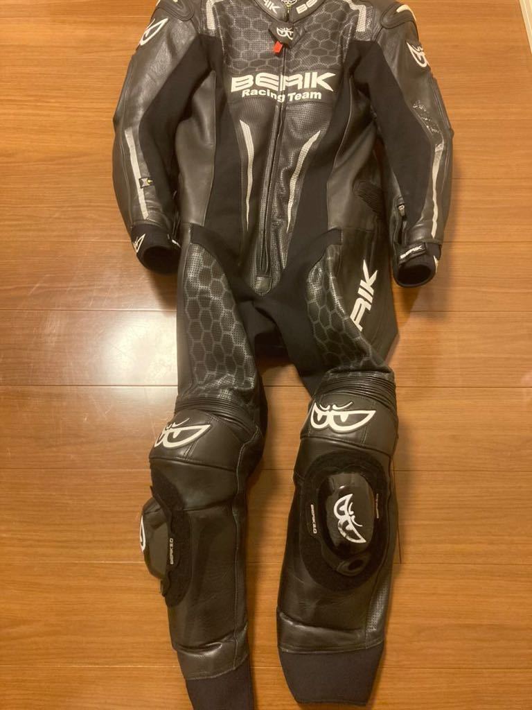 T YDD. BERIKサイズ54 バイクツナギ等5点セット お得セット BERIK