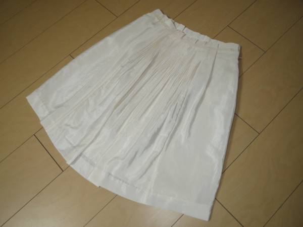 新品●22ＯＣＴＯＢＲＥ●￥15，750●スカート●上品♪美ライン♪