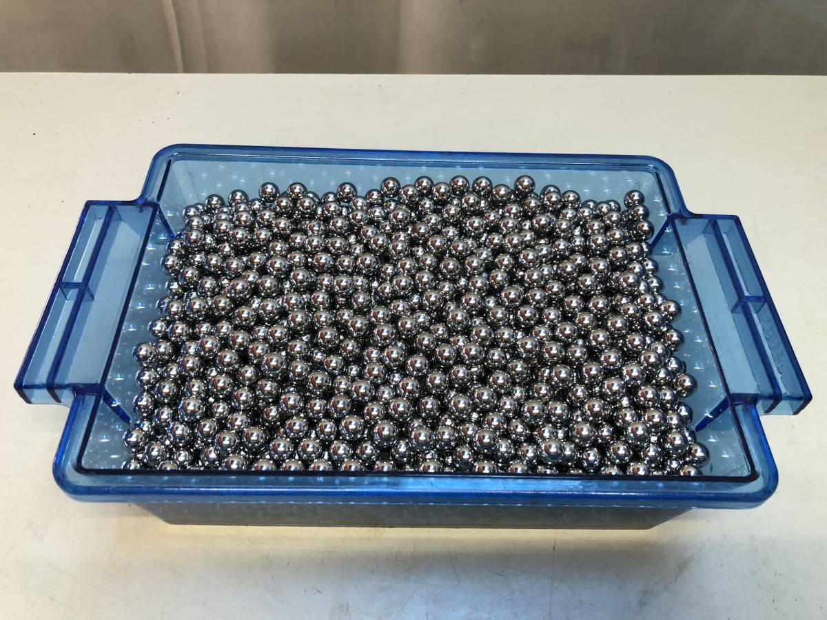 YU-2163 中古パチンコ玉 約10㎏分 玉箱 ドル箱 青 ブルー 宝商事 2500
