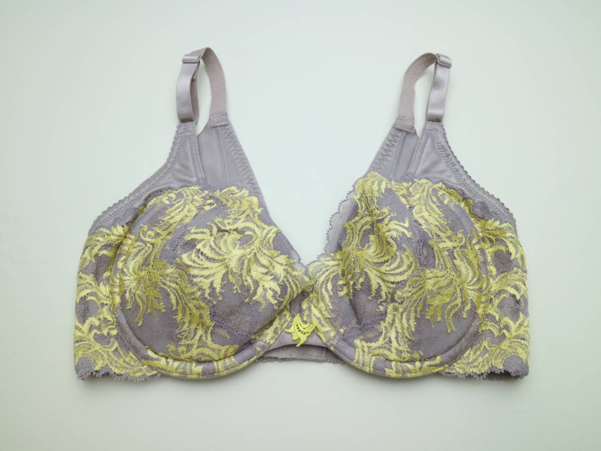 マルコ　カーヴィシャス　3/4カップショートブラジャー　グレージュ　C75　補正下着