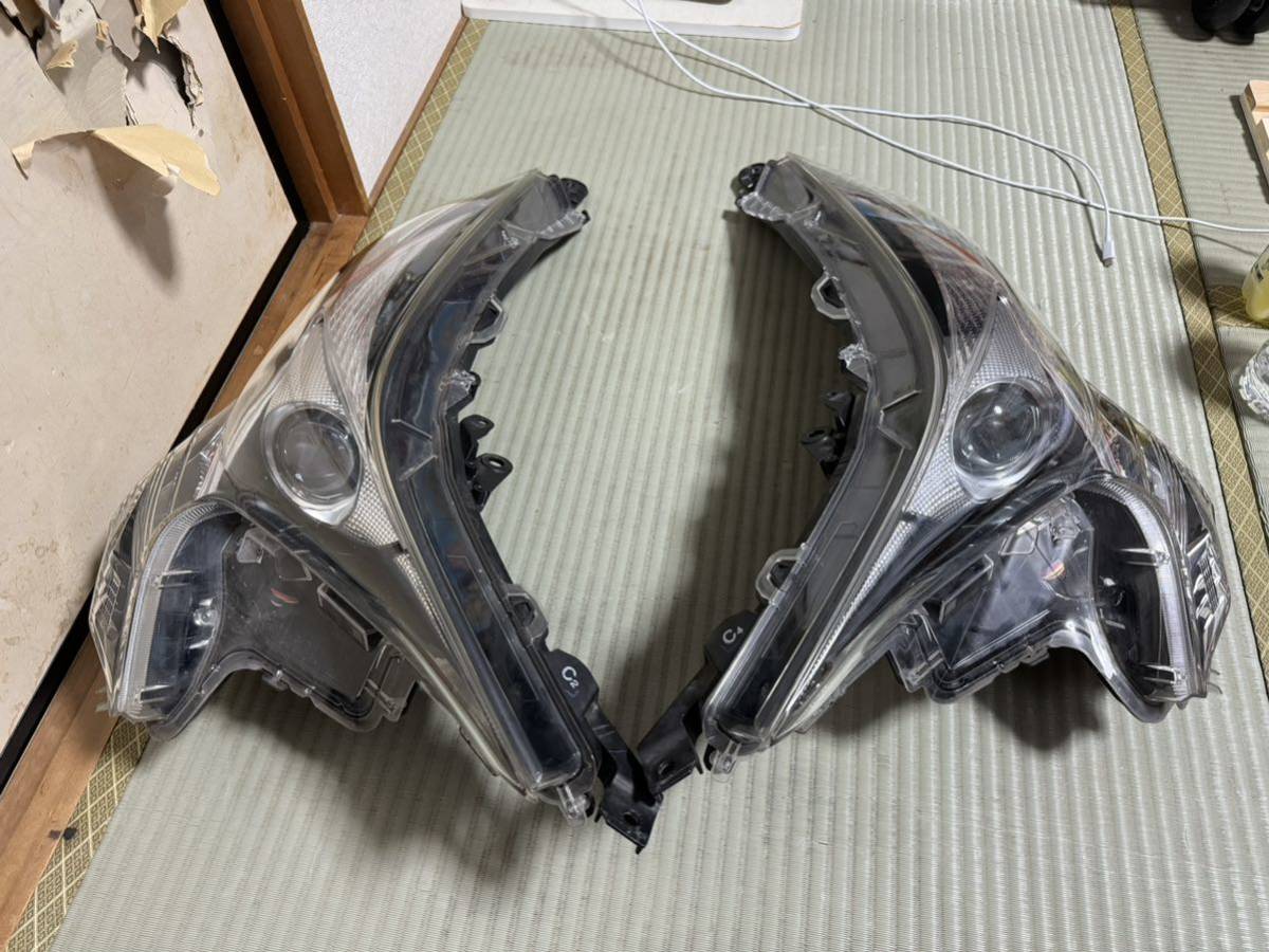格安】 50プリウス前期 ヘッドライト左右セット