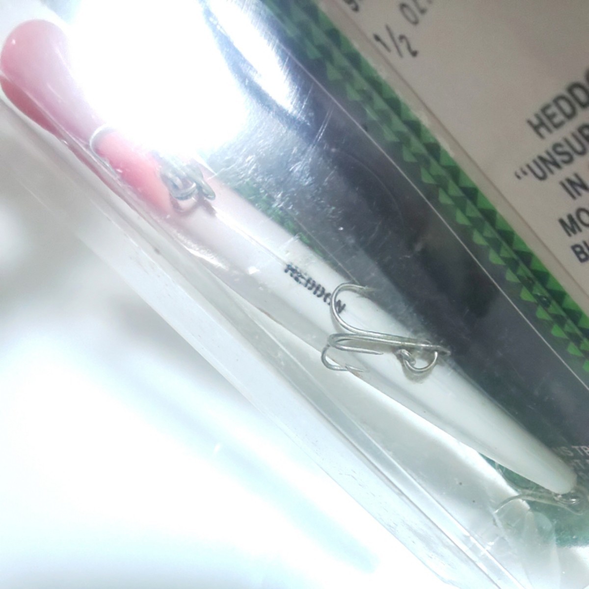 ヘドン ヘッドハンターミノー レッドヘッド 【未開封】HEDDON HEDD