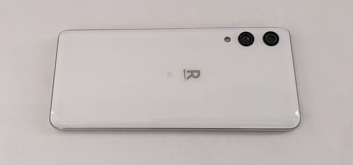送料無料】Rakuten Hand(P710) + ガラスフィルム+クリアケース Hand