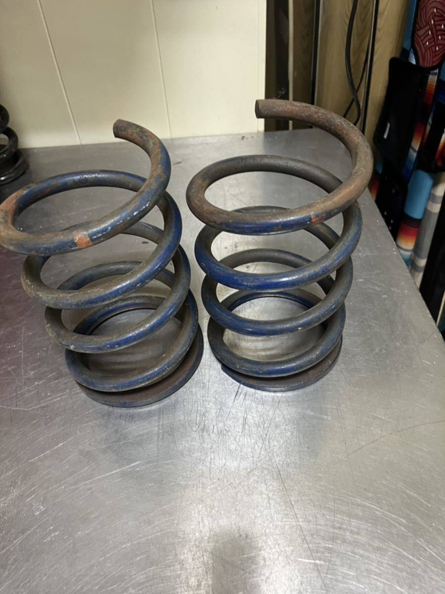 AE86 リアスプリング レビン トレノ 48231-AE801-60？ TRD AE86 レビン