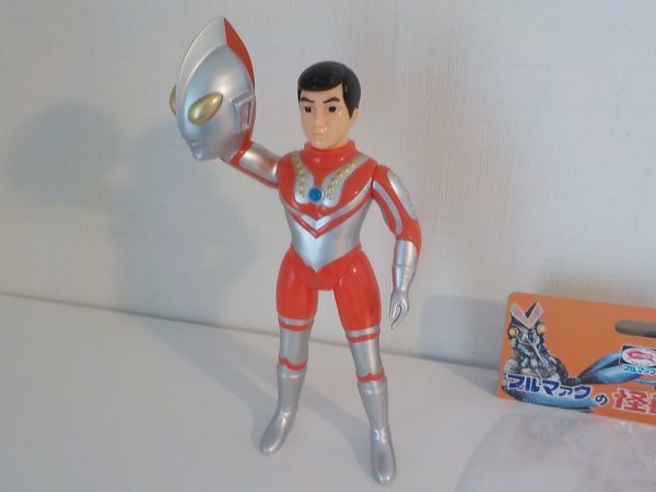 ブルマァク | BULLMARK⁄ソフビ⁄マスク取れウルトラマンA｜墓場の