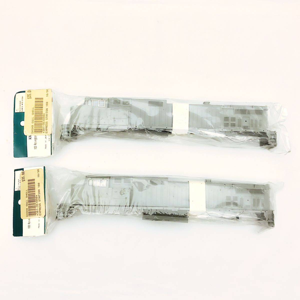 HO KATO C44-9W Dash 9 body shell 5 step Gull wing undeco TOMIX 天賞堂 カトー 未塗装 新品