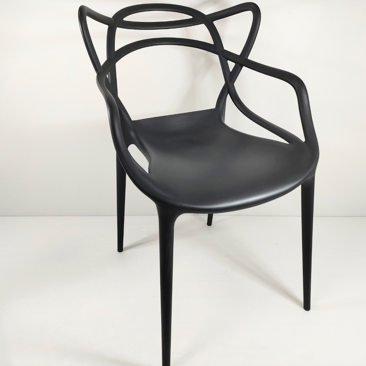 マスターズ｜Kartell｜カルテルオフィシャルサイト｜イタリア製 チェア