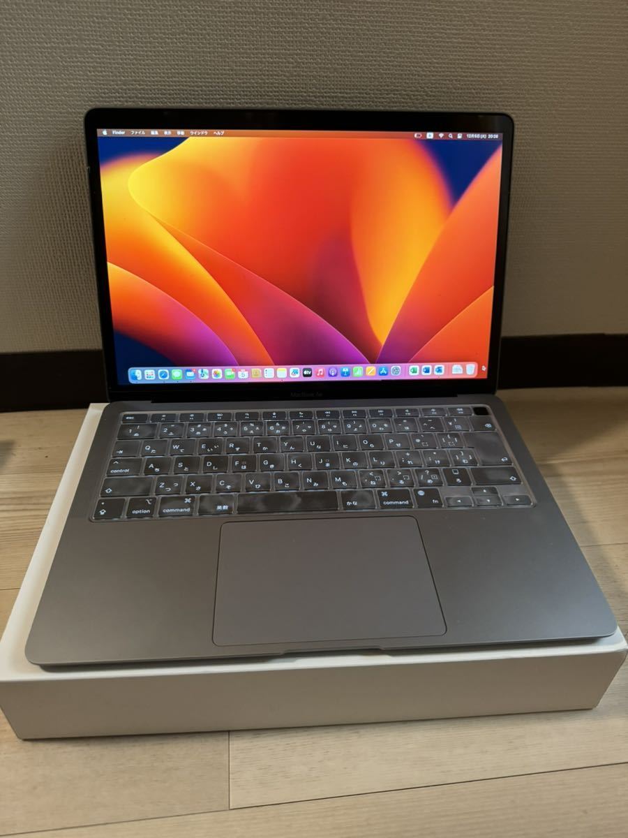 Apple MacBook Air M1チップ 13.3インチ RAM8GB 256GB 美品 2020 Apple MacBook Air M1チップ 13.3インチ RAM8GB 256GB 美品 2020