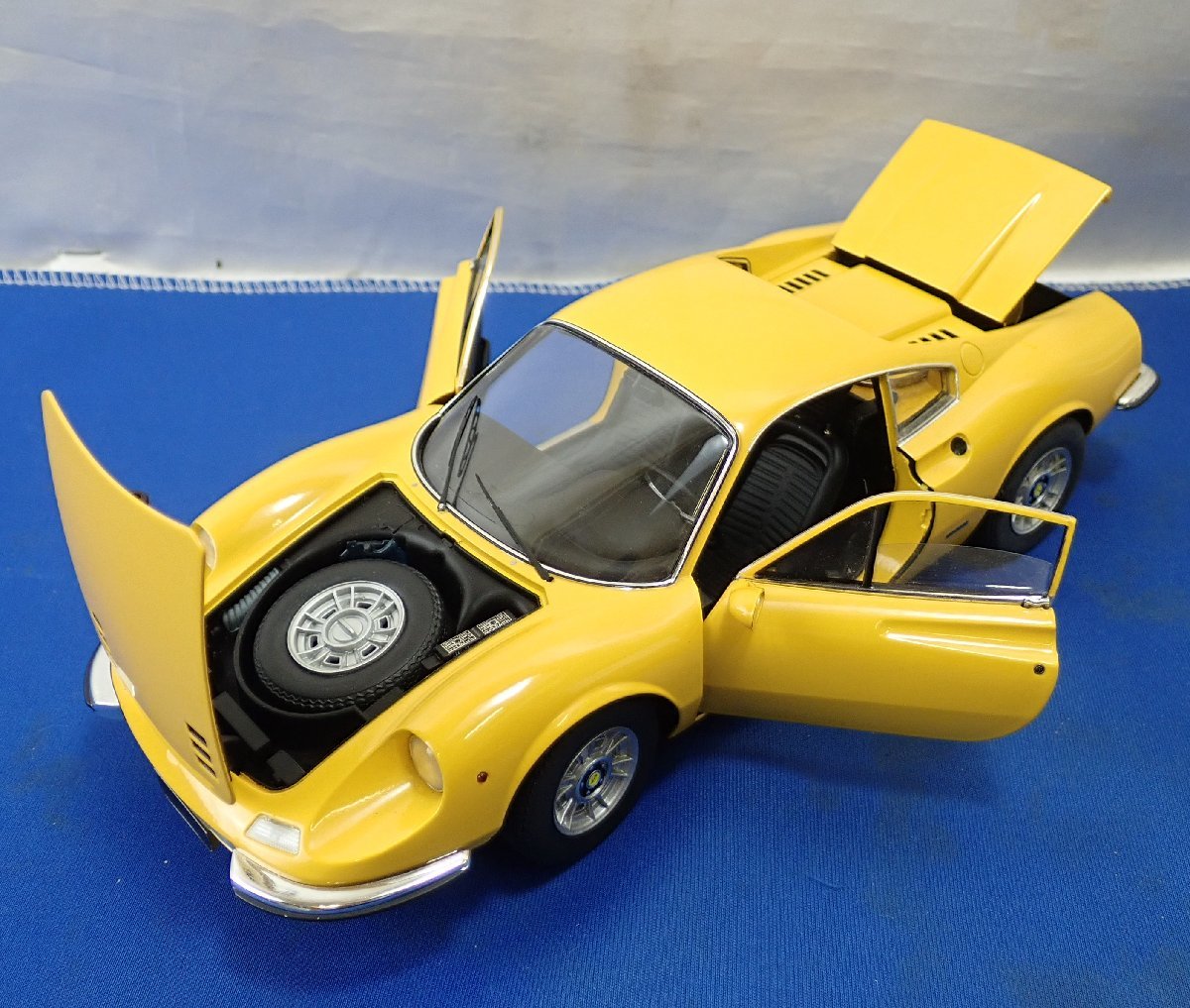 ◎ホットウィール HotWHeeLs 1/18 フェラーリ ディーノ 246GT FERRARI 