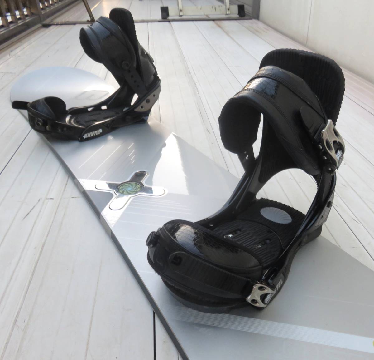 スノボー☆BURTON CUSTOM X 156cm CARTEL M バイン付 【公式通販】