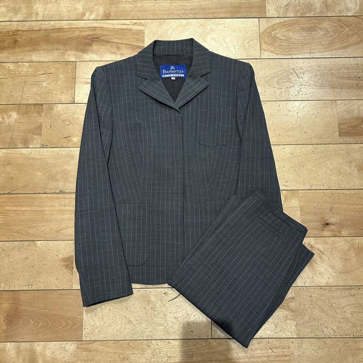 ☆BURBERRY BLUE LABEL/バーバリーブルーレーベル/セットアップ スーツ  