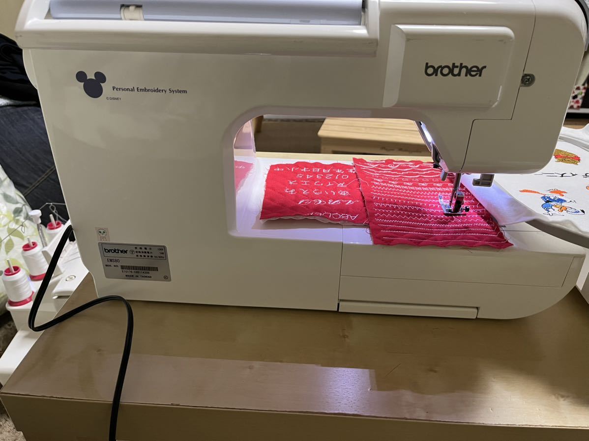 ◇人気商品 ブラザー刺繍ミシン イノヴィス D300 ディズニー