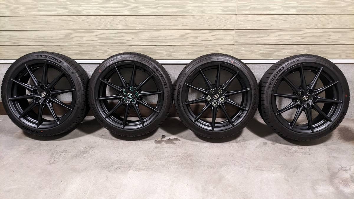☆新車外し！走行200キロ 23年11月 トヨタ GR86 C型 純正 ホイール