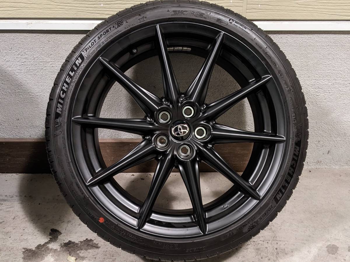 ☆新車外し！走行200キロ 23年11月 トヨタ GR86 C型 純正 ホイール