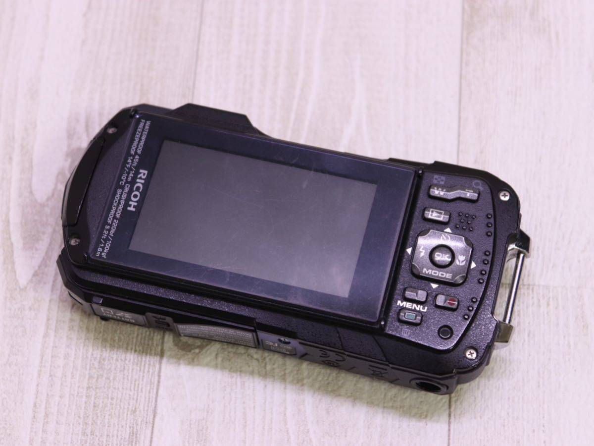 71. RICOH WG-40W ・ブルー ・ 2.7型ワイド・約1600万画素・光学5倍