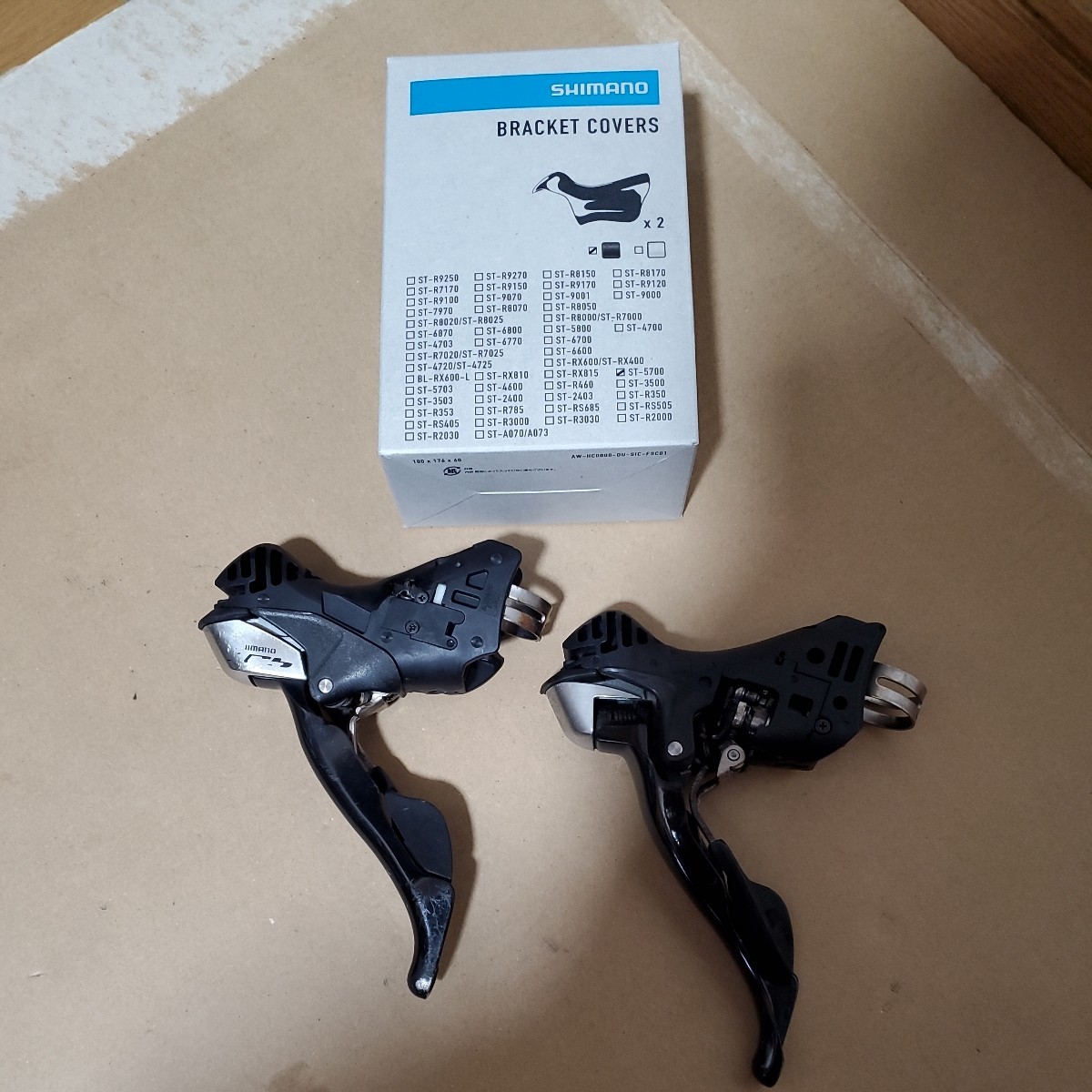 SHIMANO 105 ST-5800 シフトレバー 新品ブラケットカバー付き