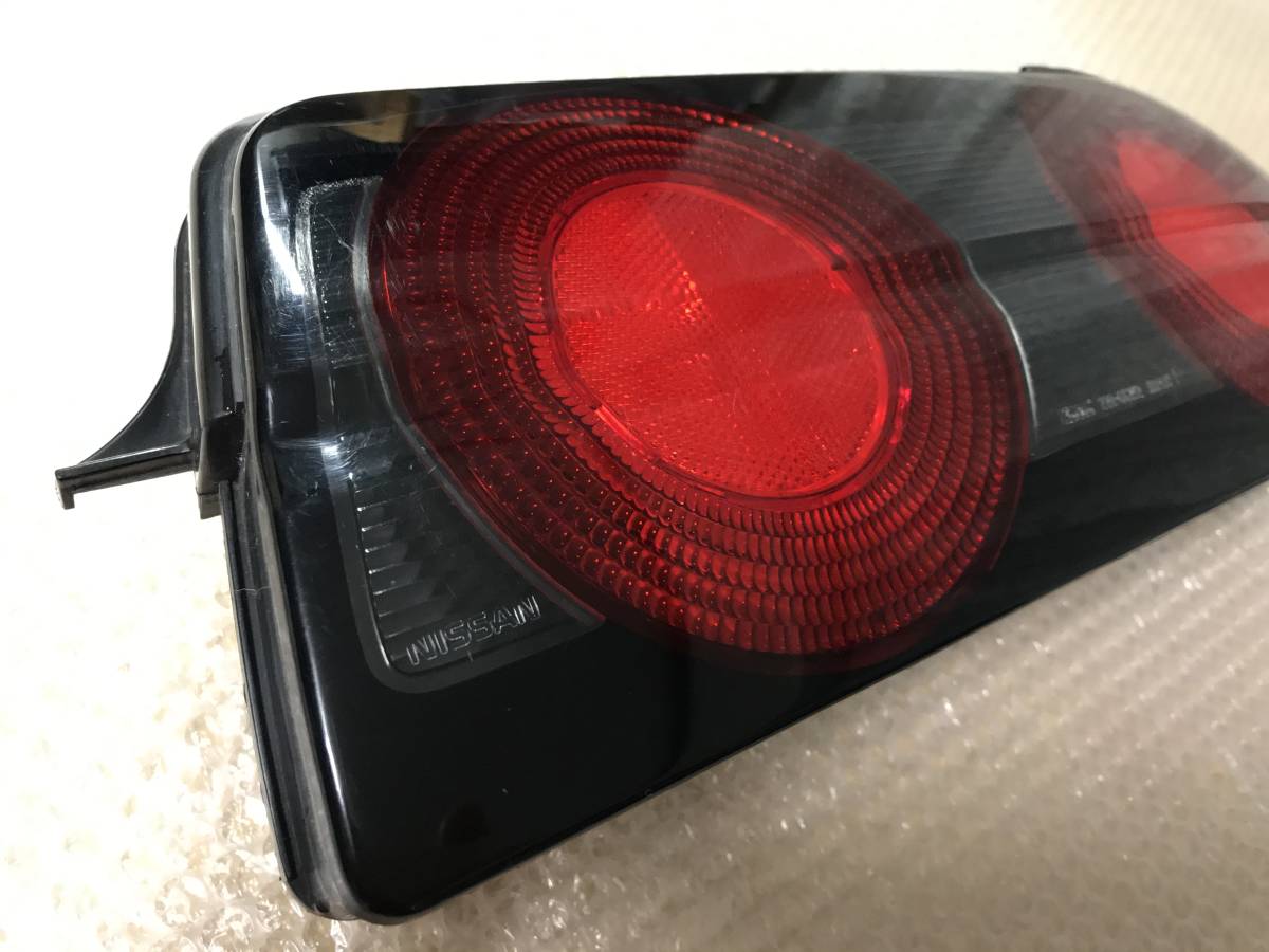 HCR32 HNR32 RB20DET スカイラインR32 日産純正 リアライト