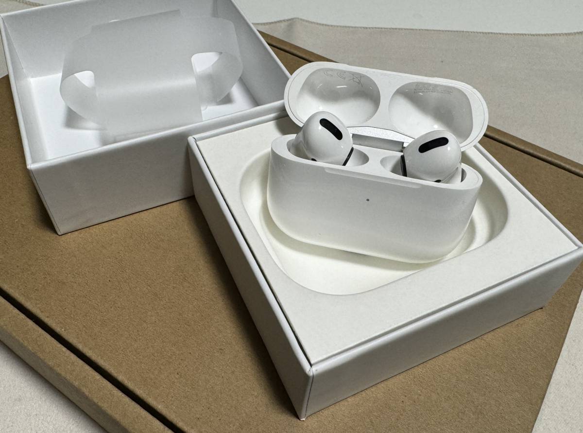 AirPods Pro 2 Apple イヤホン新品交換済み AppleCare+の保証つき！イヤホンは純正新品交換済み未使用!! AirPods