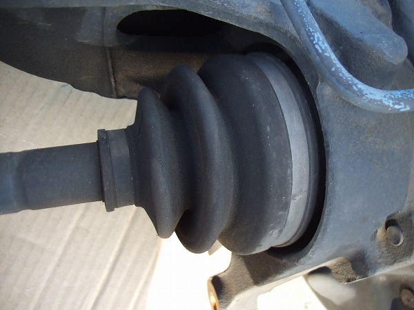 12009　サンバー　TV1　右リア　ロアアーム ドライブシャフト ■