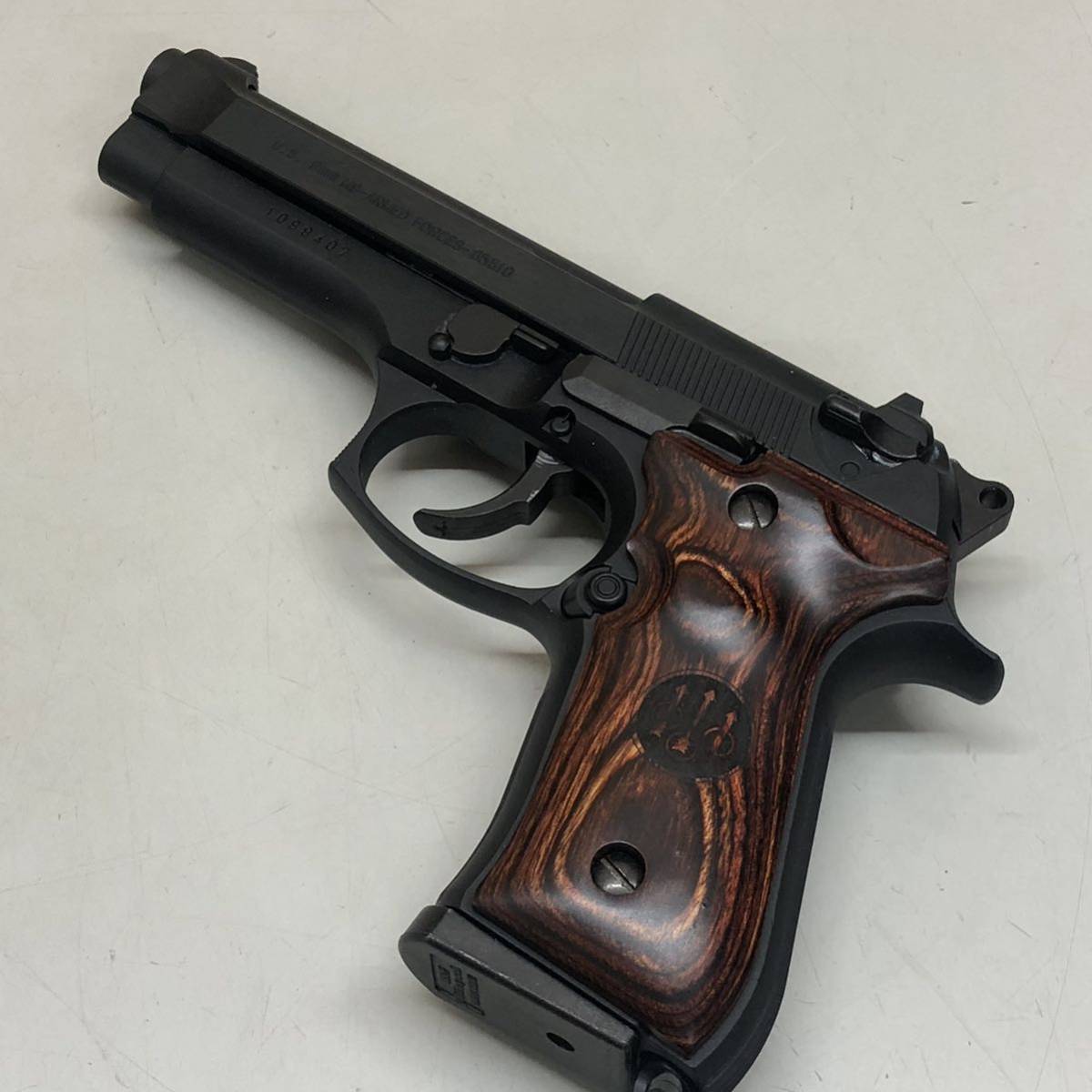 ベレッタ エアガン ベレッタ ガスガン 売買されたオークション情報