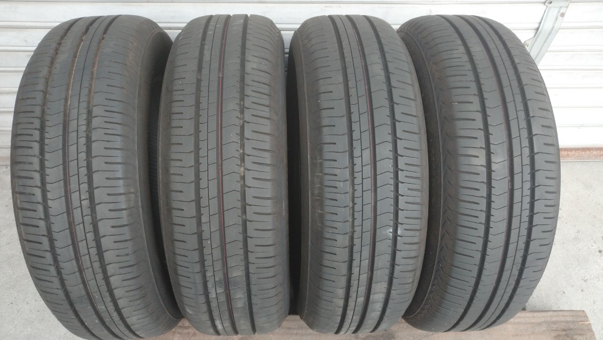 195/65R15 〈ECOPIA NH200〉2022年20週製、溝あり、中古国産