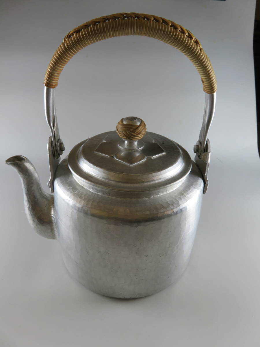 京都有次特製 アルミやかん 共箱(鍋)｜売買されたオークション情報、Yahoo!