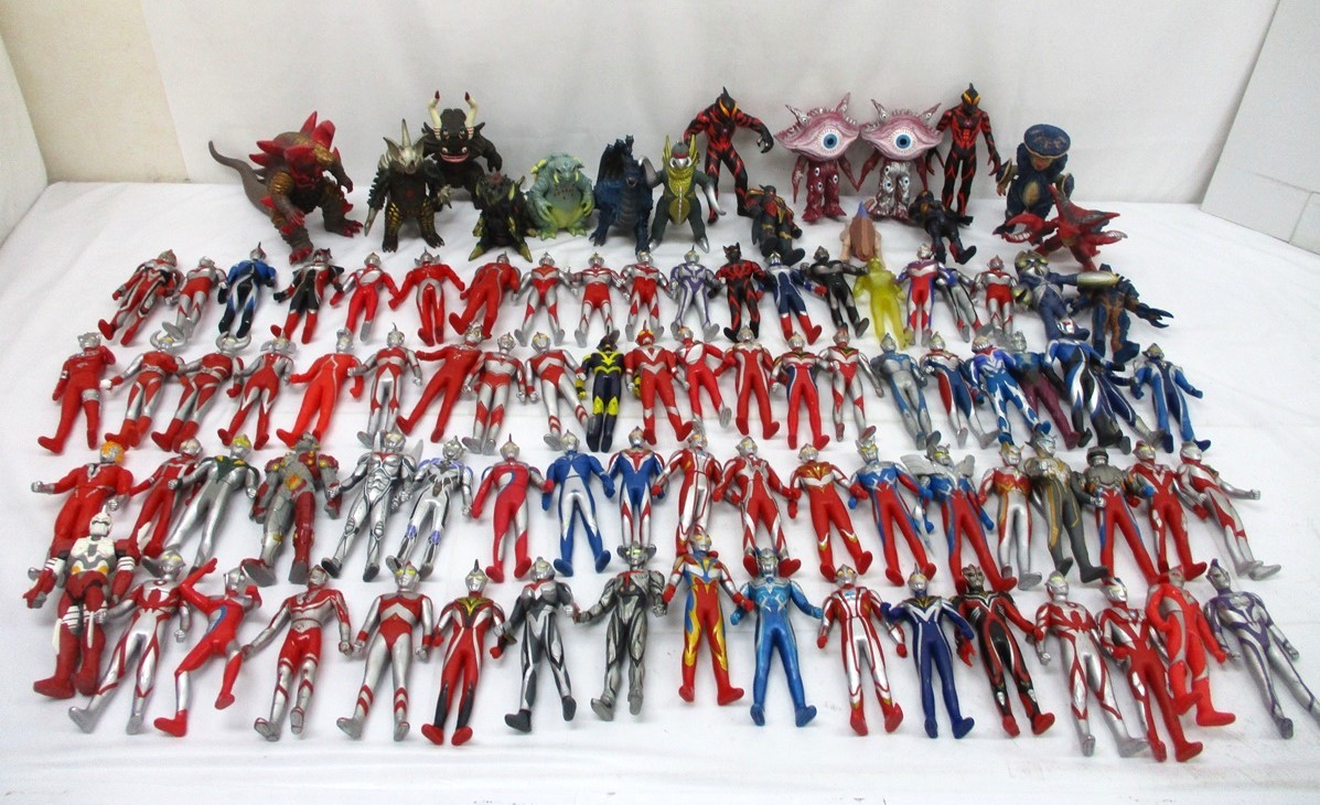 6528Y 大量 ウルトラマン 怪獣 ソフビ フィギュア 約93体 