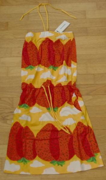 marimekkoマリメッコいちご柄ワンピースmansikkavuoret