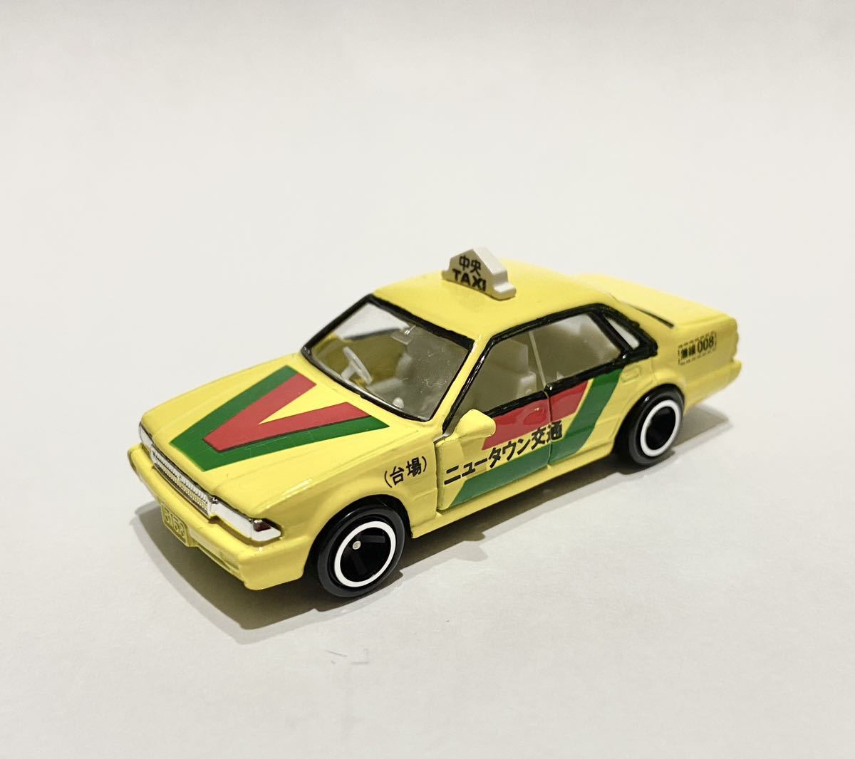 中国製 トミカ 8 日産 セドリック タクシー オリジナル改造品 ジャンク