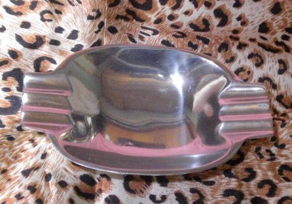 新品★フィフティーズ★メタル灰皿★ロックンロール_1
