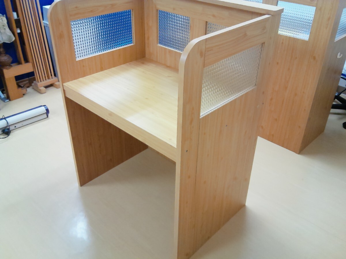 引き取り限定・ニッセン間仕切りデスク【ガラスで明るい、きれい/パーテーションデスク・個別ブース・自習室】奥行き60cm用/埼玉県深谷市_4