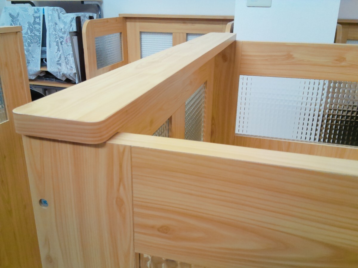 引き取り限定・ニッセン間仕切りデスク【ガラスで明るい、きれい/パーテーションデスク・個別ブース・自習室】奥行き60cm用/埼玉県深谷市_9