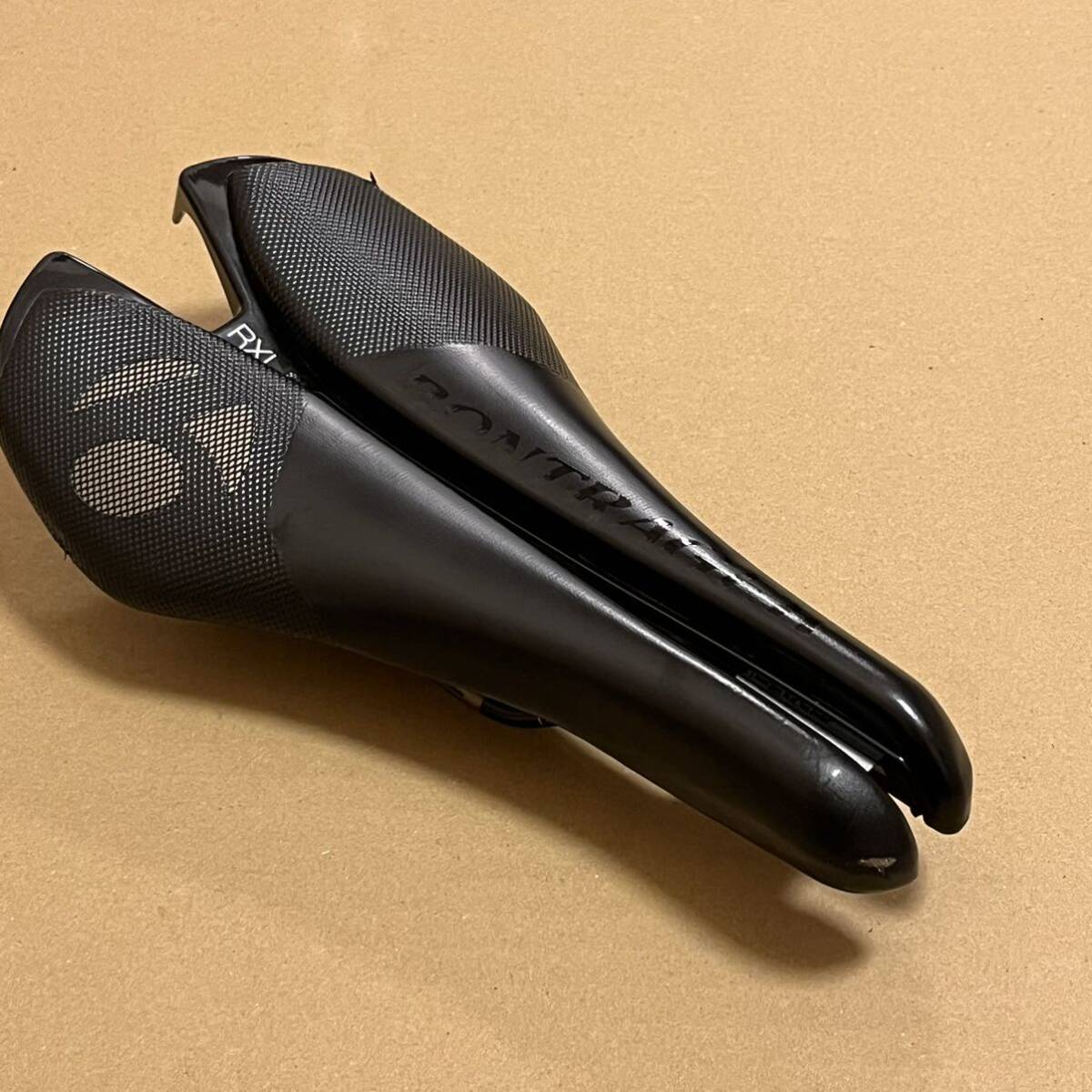ボントレガー BONTRAGER HILO RXL サドル ロードバイク ttバイク