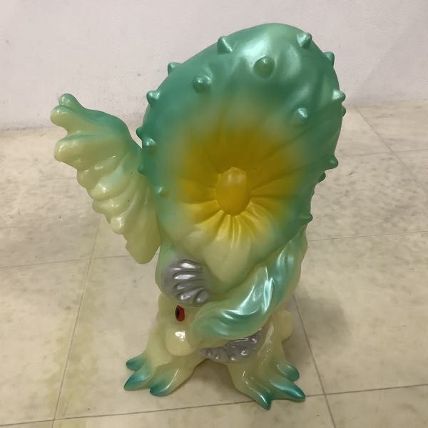 フィギュア m1号 フィギュア ナメゴン 蓄光 ブルマァク BANDAI ソフビ