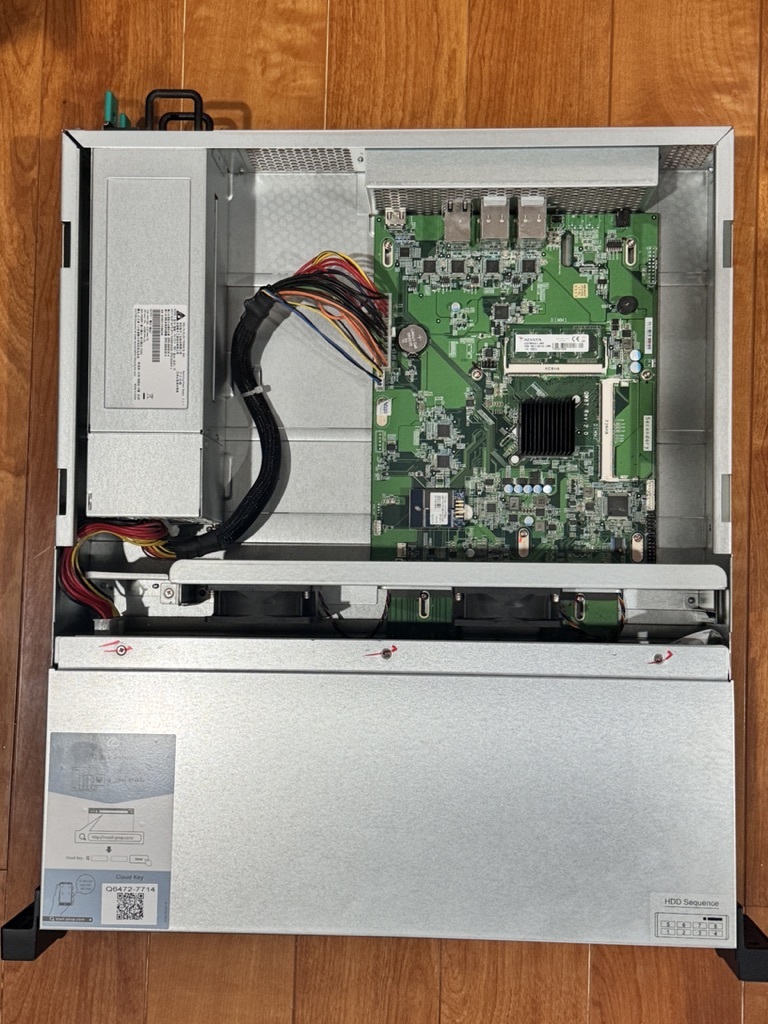 QNAP TS-853U-RP ジャンク_5