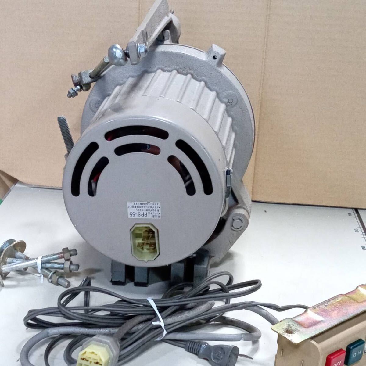 ナショナルクラッチモーター 100V 200w 4POLE ナショナル クラッチ