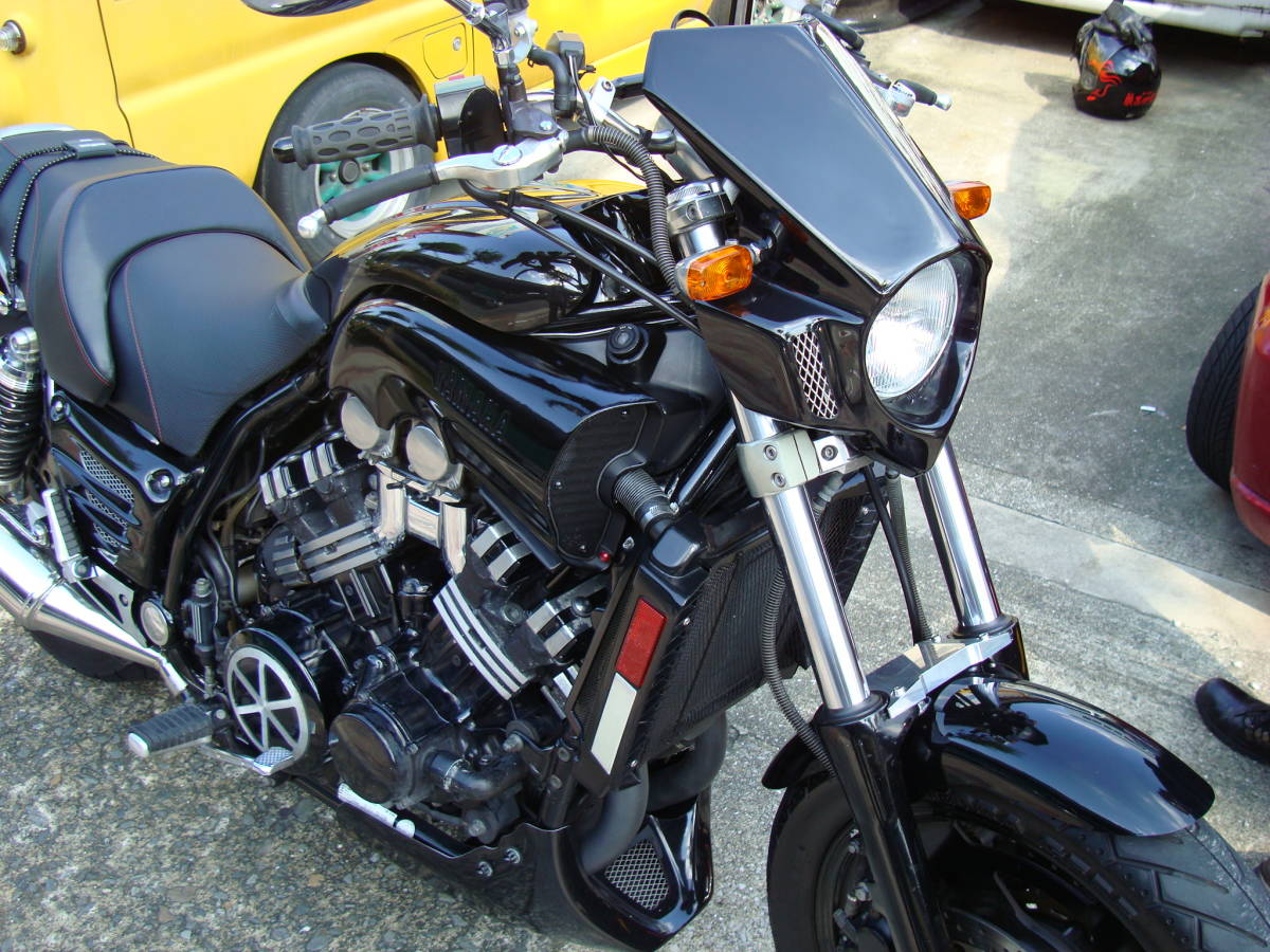 【ゲリラセール!!】YAMAHA 旧V-MAX フロントカウル ビキニカウル