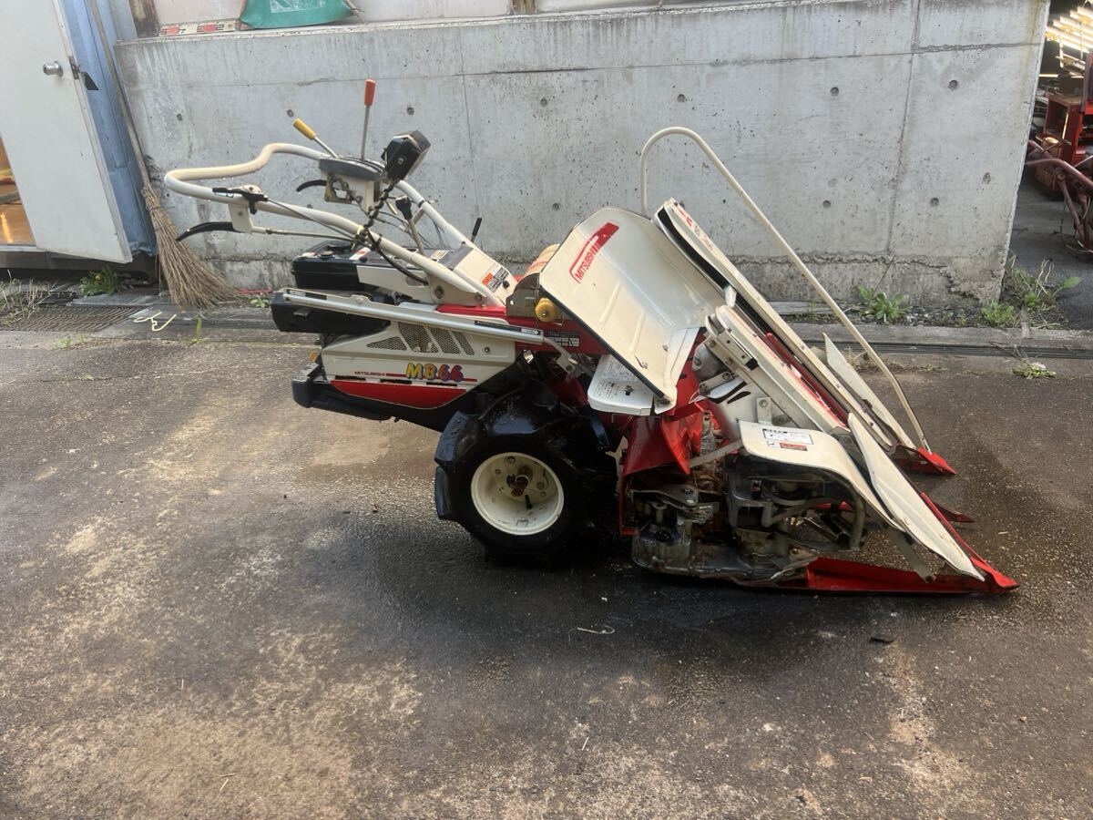 三菱 MB65 バインダー 収穫機 あきばれ 5馬力 2条刈 自走式 刈取機 三菱 2条刈り バインダー MB60 稲刈機 5馬力 あきばれ 2輪 結束 刈取