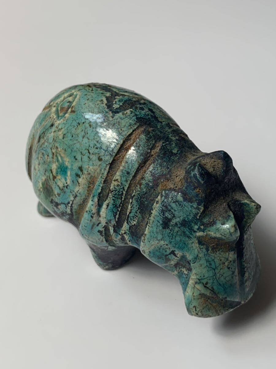 古代エジプト文明 ヒッポの像 カバ 出土品 紀元前副葬品スカラベ