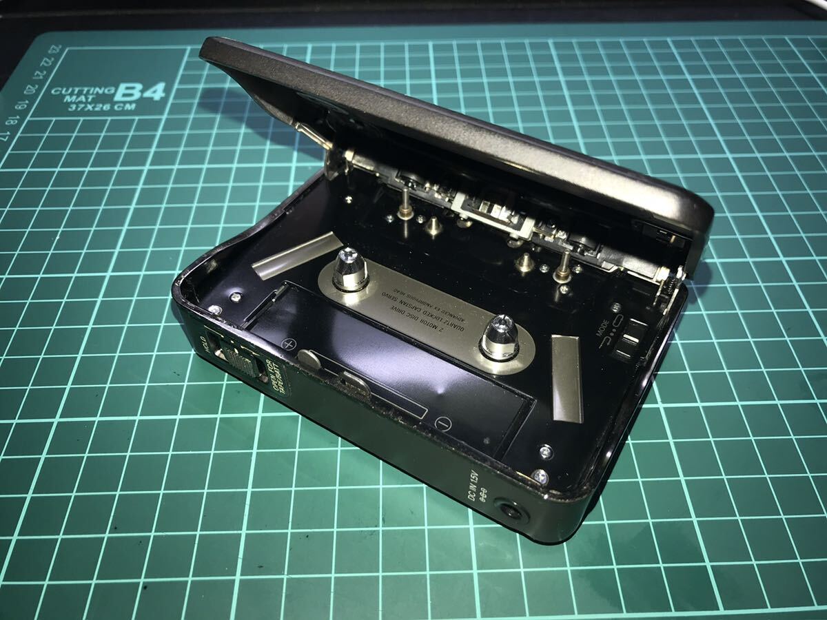 SONY WM-DD9 ウォークマン　現状品ジャンク（液漏れなし、通電はしてます）_5