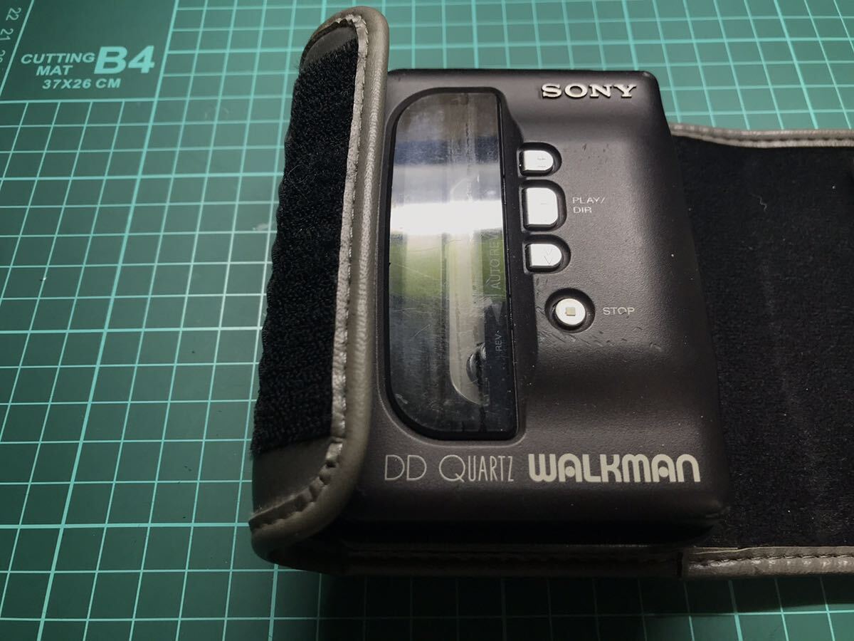 SONY WM-DD9 ウォークマン　現状品ジャンク（液漏れなし、通電はしてます）_8