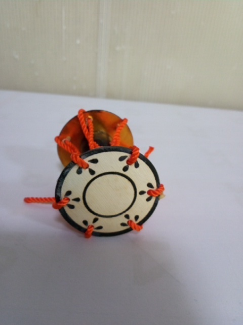 @@@ ミニ　つづみ　ミニ鼓　小鼓　和楽器　インテリア　雑貨　雅楽　能楽　アート　オブジェ　ディスプレィ　横幅3.9cm　高さ4.8cm_3