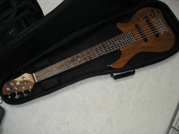 Sago New Material Guitars 製 6弦ベース(エレキベース本体)｜売買 