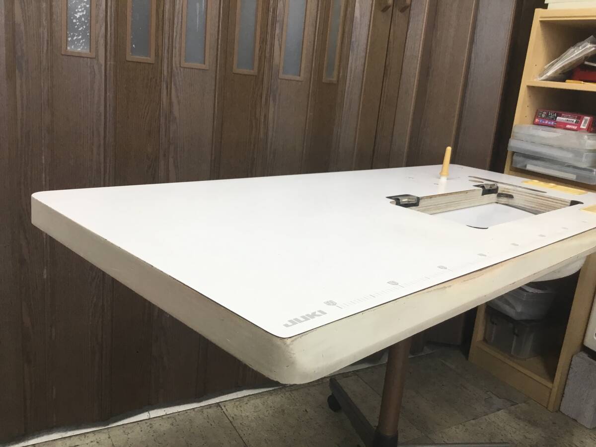 【送料無料】☆JUKI純正　工業用本縫ミシンテーブル　天板　板のみ　アーバンホワイト色☆ヒンジと枕棒付き☆【送料無料】_6