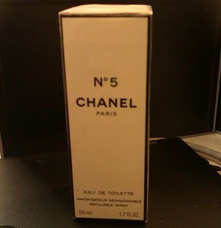 ★送料無料即決★CHANEL（シャネル) No．5・香水・50ml未使用品