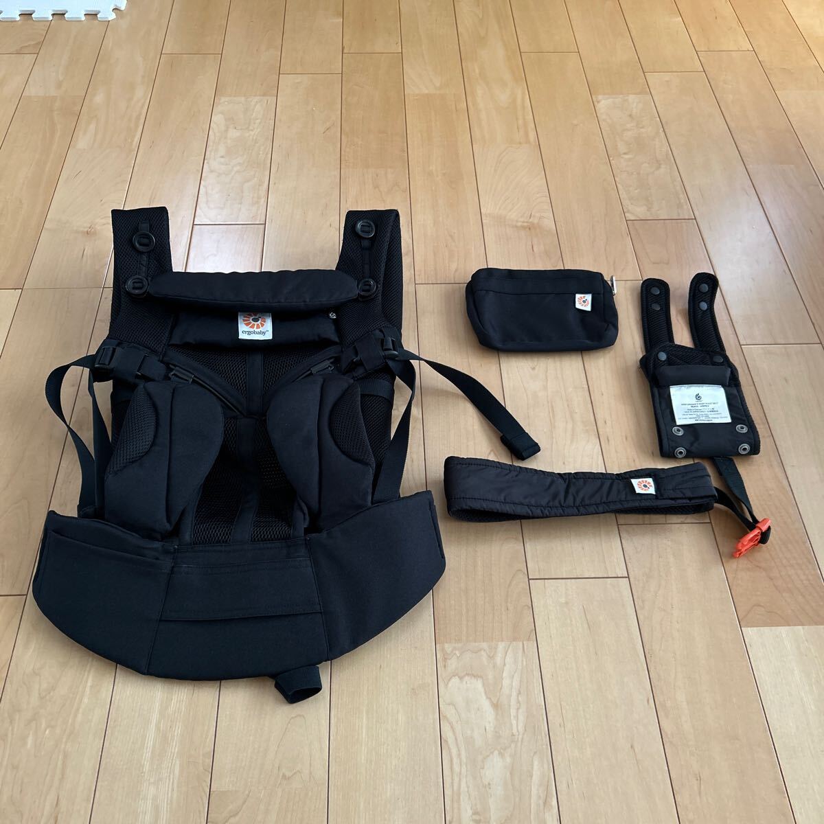 美品 エルゴベビー ergobaby 抱っこ紐 オムニ クールエア 360 収納袋