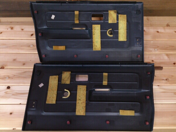 ジムニー JA11 JA22 フロントドア 内張り インナーパネル 美品(スズキ